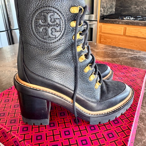Tory Burch brand Black and Gold Heeled Boots with Chunky Heel - Picture 3 of 11